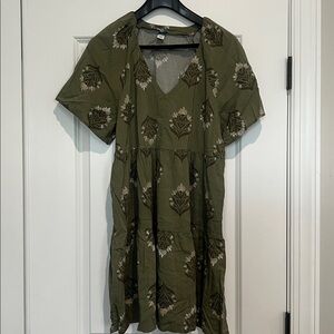 Old Navy Green Floral Print Tiered Dress Women’s Large V-Neck Short Sleeve